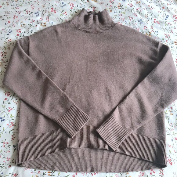 NWT Oak + Fort turtleneck sweater - Picture 1 of 2